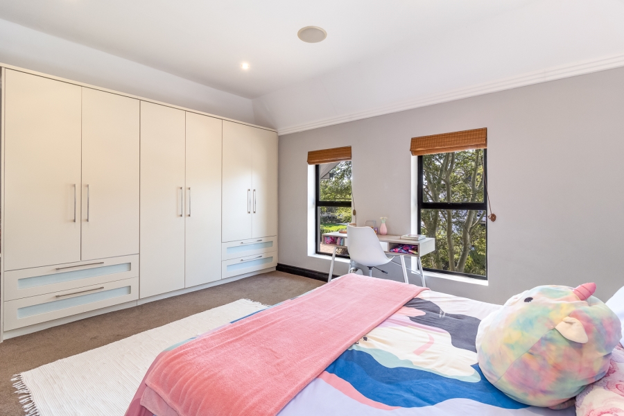 4 Bedroom Property for Sale in Pearl Valley at Val de Vie Western Cape